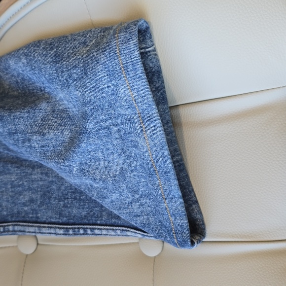 Paige Denim Jeans - Picture 13 of 16